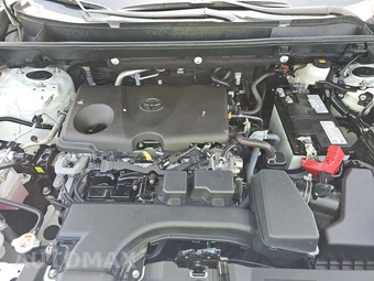 2025 Toyota RAV4 XLE – miniatura 15