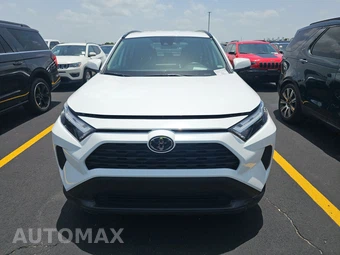2025 Toyota RAV4 XLE – miniatura 2