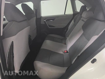 2025 Toyota RAV4 XLE - miniatura 13