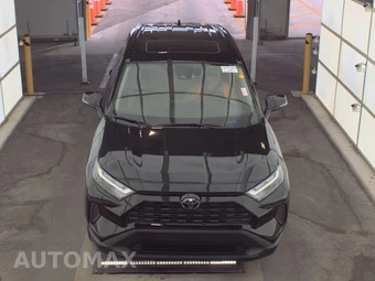 2025 Toyota RAV4 XLE – miniatura 2