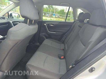 2025 Toyota RAV4 XLE - miniatura 14