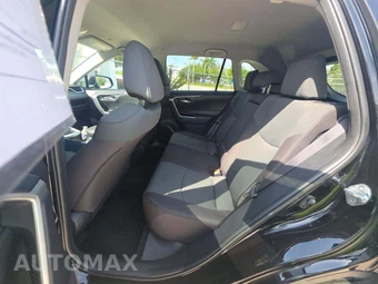 2025 Toyota RAV4 XLE - miniatura 13