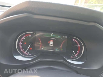 2025 Toyota RAV4 XLE - miniatura 9