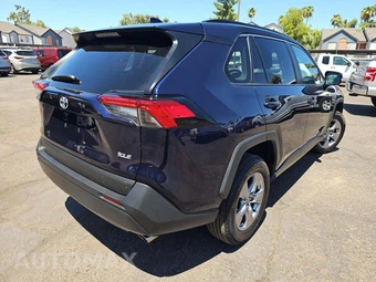 2025 Toyota RAV4 XLE - miniatura 28