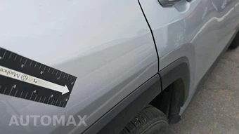 2025 Toyota RAV4 XLE - miniatura 38
