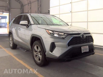 2025 Toyota RAV4 XLE - miniatura 4