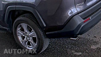 2025 Toyota RAV4 XLE - miniatura 10