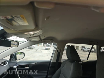 2025 Toyota RAV4 XLE - miniatura 19