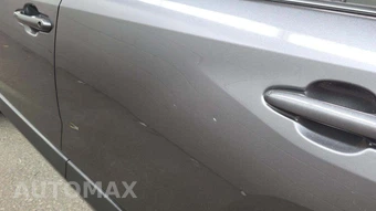 2025 Toyota RAV4 XLE - miniatura 25