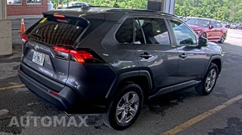 2025 Toyota RAV4 XLE - miniatura 4