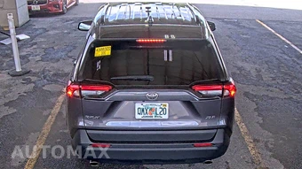 2025 Toyota RAV4 XLE - miniatura 5