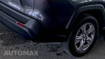 2025 Toyota RAV4 XLE - miniatura 9