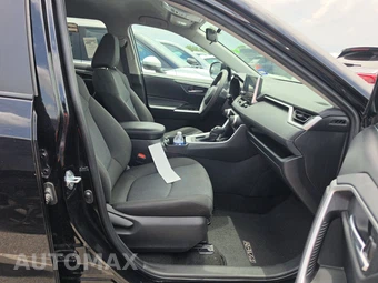 2025 Toyota RAV4 XLE - miniatura 14
