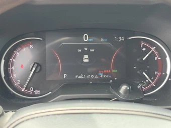 2025 Toyota RAV4 XLE - miniatura 18