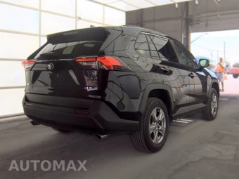 2025 Toyota RAV4 XLE - miniatura 5