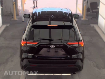 2025 Toyota RAV4 XLE - miniatura 6