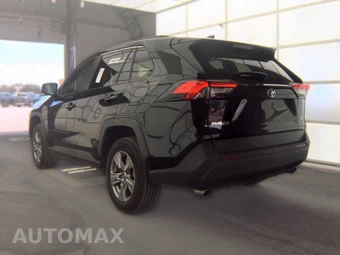 2025 Toyota RAV4 XLE - miniatura 8