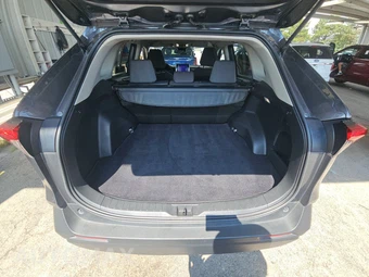 2025 Toyota RAV4 XLE – miniatura 17