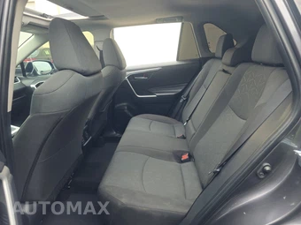 2025 Toyota RAV4 XLE - miniatura 13