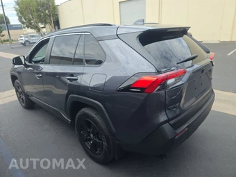2025 Toyota RAV4 XLE - miniatura 6