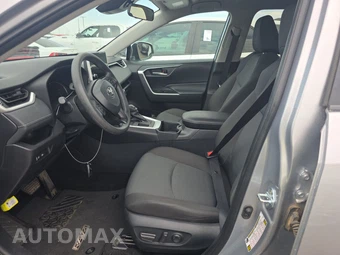 2025 Toyota RAV4 XLE - miniatura 13