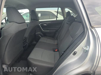 2025 Toyota RAV4 XLE - miniatura 19
