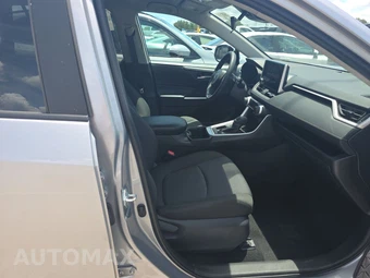 2025 Toyota RAV4 XLE - miniatura 14