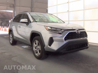 2025 Toyota RAV4 XLE - miniatura 4