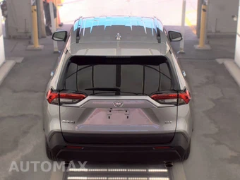 2025 Toyota RAV4 XLE - miniatura 6