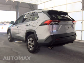 2025 Toyota RAV4 XLE - miniatura 8