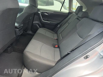 2025 Toyota RAV4 XLE – miniatura 19