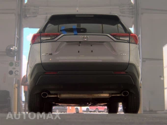 2025 Toyota RAV4 XLE – miniatura 7