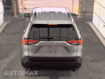 2025 Toyota RAV4 XLE - miniatura 6