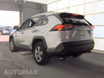 2025 Toyota RAV4 XLE - miniatura 8