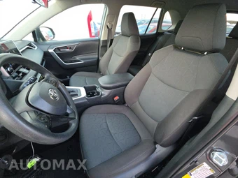 2025 Toyota RAV4 XLE - miniatura 13