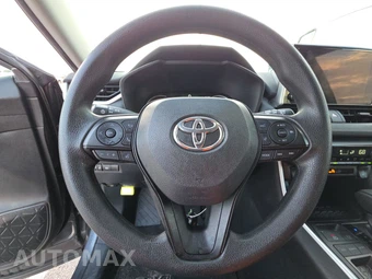 2025 Toyota RAV4 XLE - miniatura 16