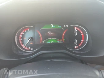 2025 Toyota RAV4 XLE - miniatura 18