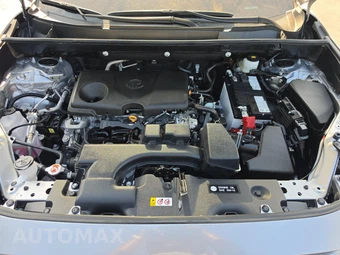 2025 Toyota RAV4 XLE - miniatura 18