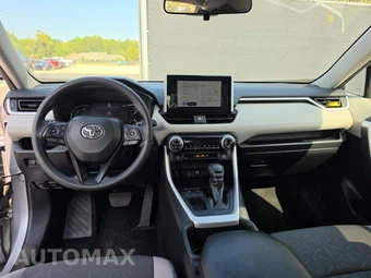 2025 Toyota RAV4 XLE - miniatura 7