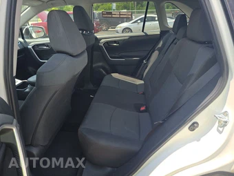 2025 Toyota RAV4 XLE - miniatura 13