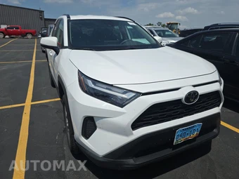 2025 Toyota RAV4 XLE - miniatura 2