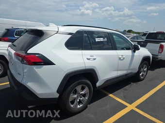 2025 Toyota RAV4 XLE - miniatura 4