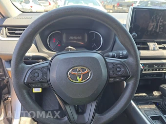 2025 Toyota RAV4 XLE - miniatura 16