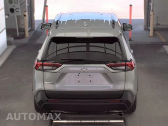 2025 Toyota RAV4 XLE - miniatura 6