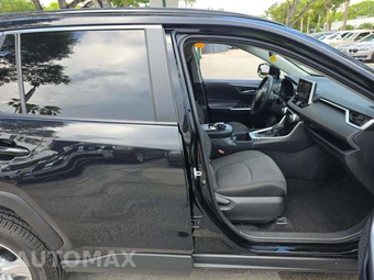 2025 Toyota RAV4 XLE – miniatura 15