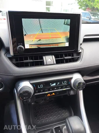 2025 Toyota RAV4 XLE – miniatura 25