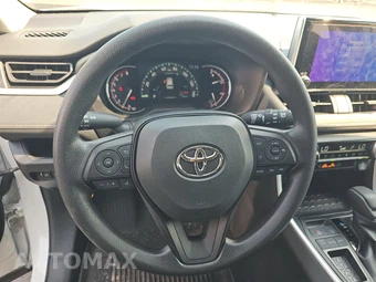 2025 Toyota RAV4 XLE - miniatura 16