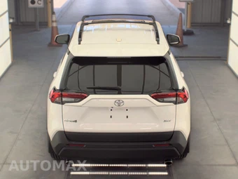 2025 Toyota RAV4 XLE - miniatura 6