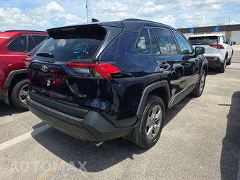 2025 Toyota RAV4 XLE - miniatura 4