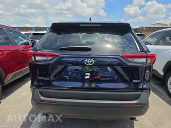 2025 Toyota RAV4 XLE - miniatura 5